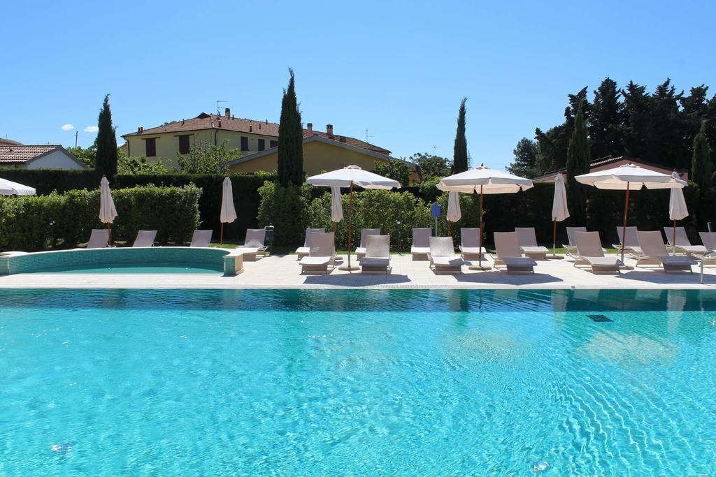 Le Corti Del Sole Residence Venturina Terme Ngoại thất bức ảnh