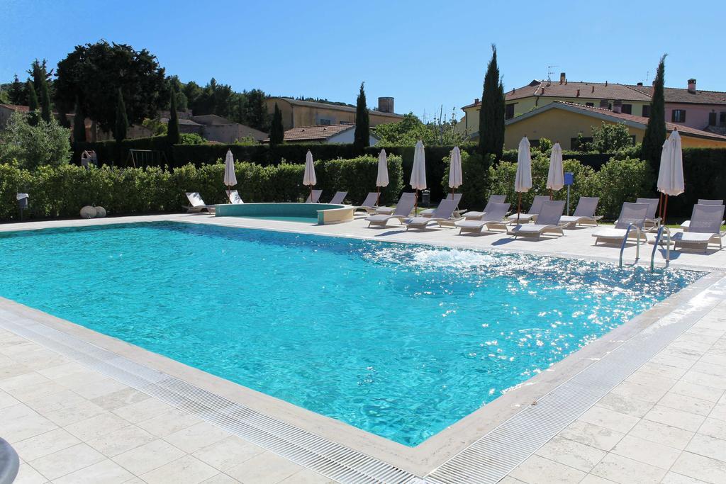 Le Corti Del Sole Residence Venturina Terme Ngoại thất bức ảnh
