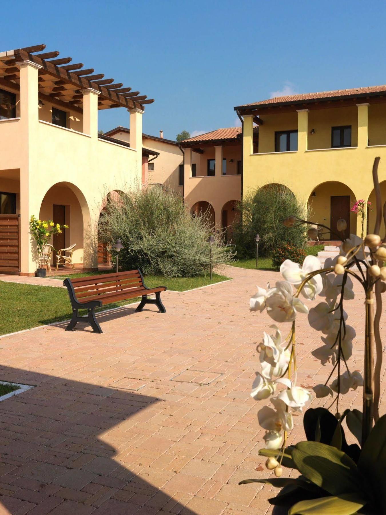 Le Corti Del Sole Residence Venturina Terme Ngoại thất bức ảnh